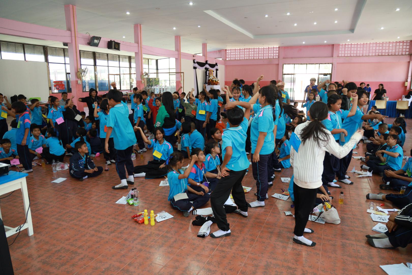 333. วันที่ 27 มกราคม 2569 โปรแกรมวิชาวิทยาศาสตร์ทั่วไป ได้จัดค่ายสเต็มศึกษาให้กับนักเรียนชั้นประถมศึกษาปีที่1-6 ณ โรงเรียนอนุบาลคลองขลุง จ.กำแพงเพชร